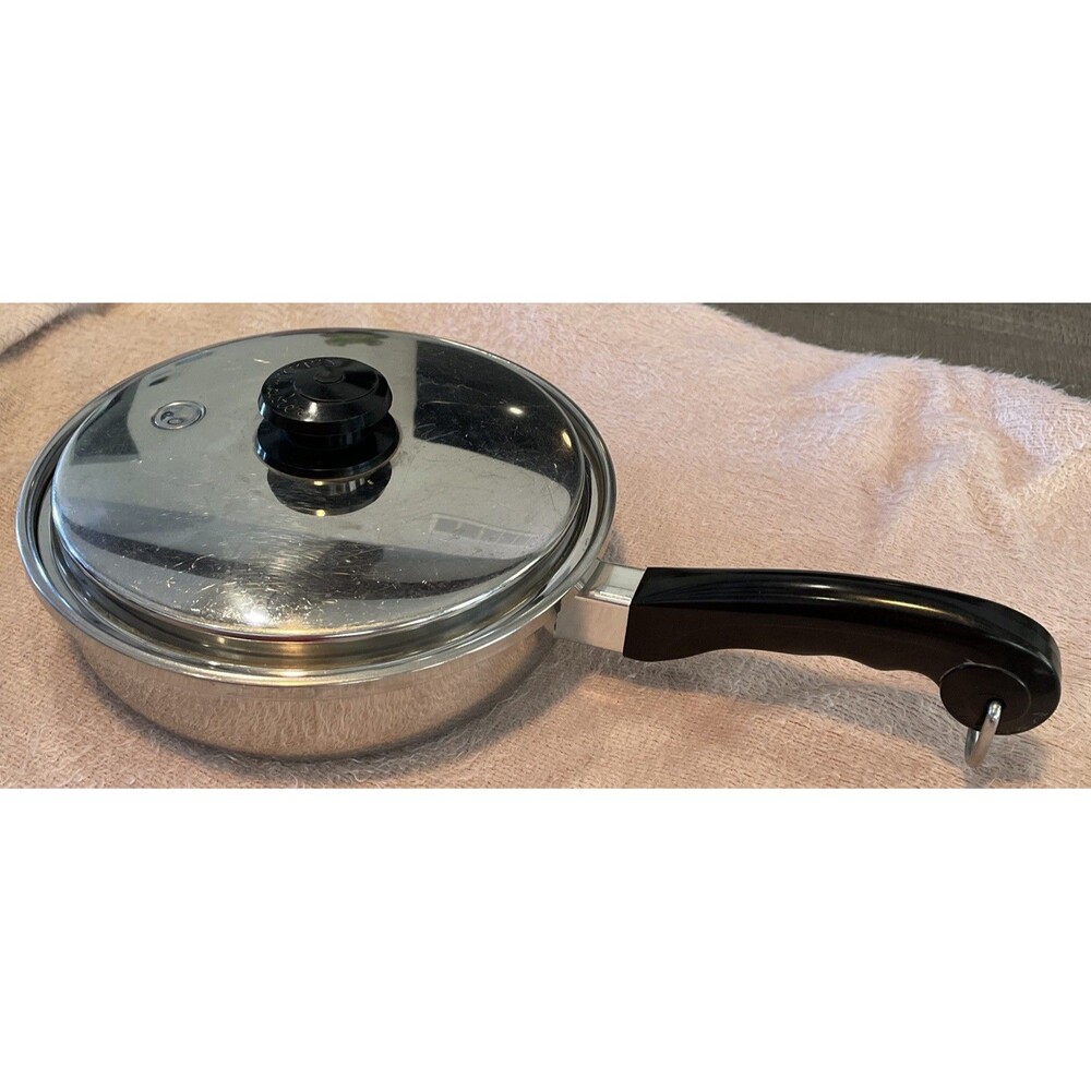 Saladmaster Stainless Steel 18-8 Tri-Clad 8.25 Inch Skillet with Vapo-Seal Lid